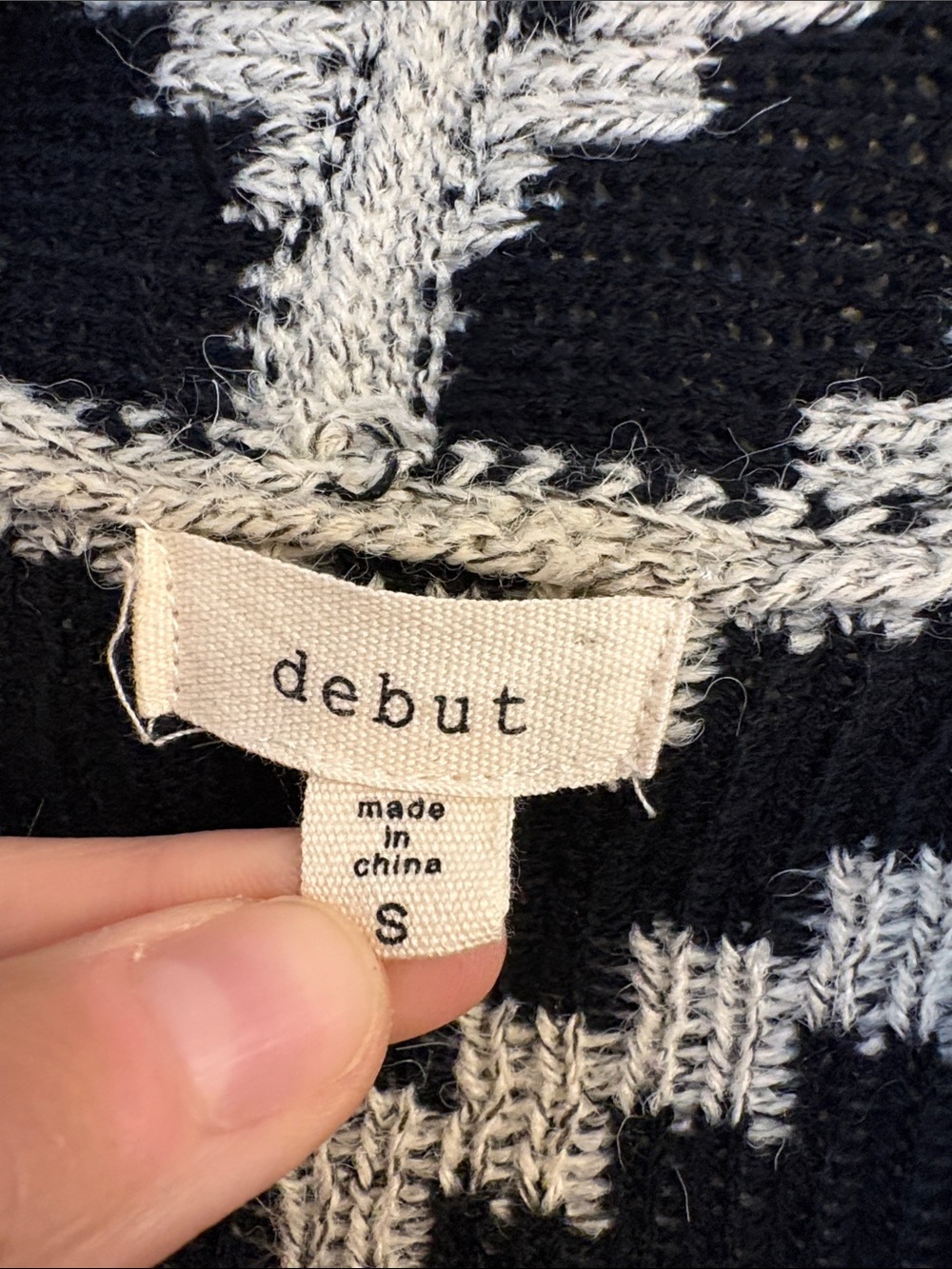 Aztec sweater - Picture 4 of 6